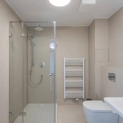 Langzeitmiete einer neuen 2-Zimmer-Wohnung, 63 m², Stadtteil Staré Mesto, Bratislava, Slowakei